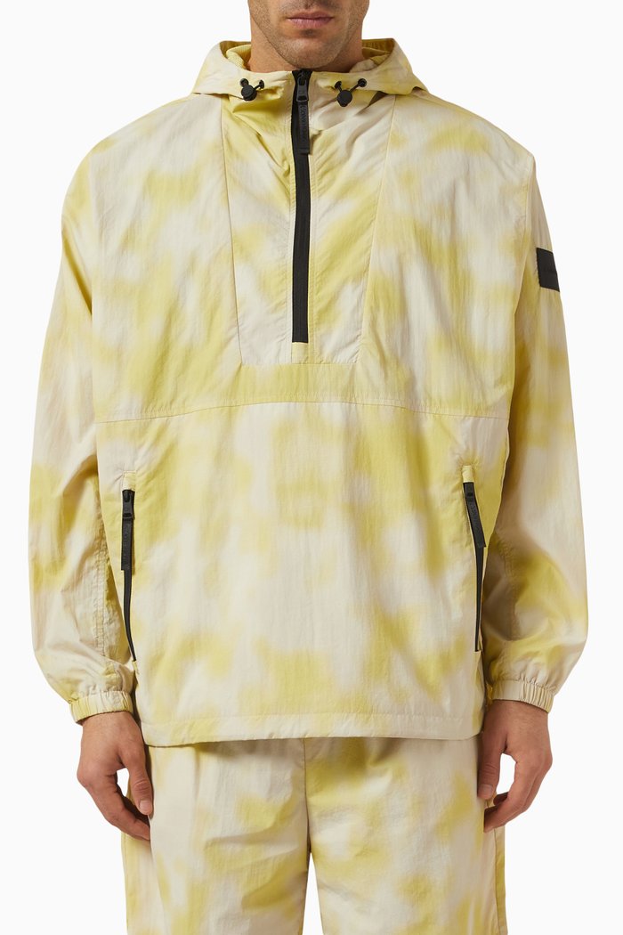 

Camo Windbreaker in Nylon, Yellow