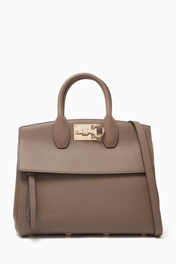 

Studio Bag in Calf Leather, Brown