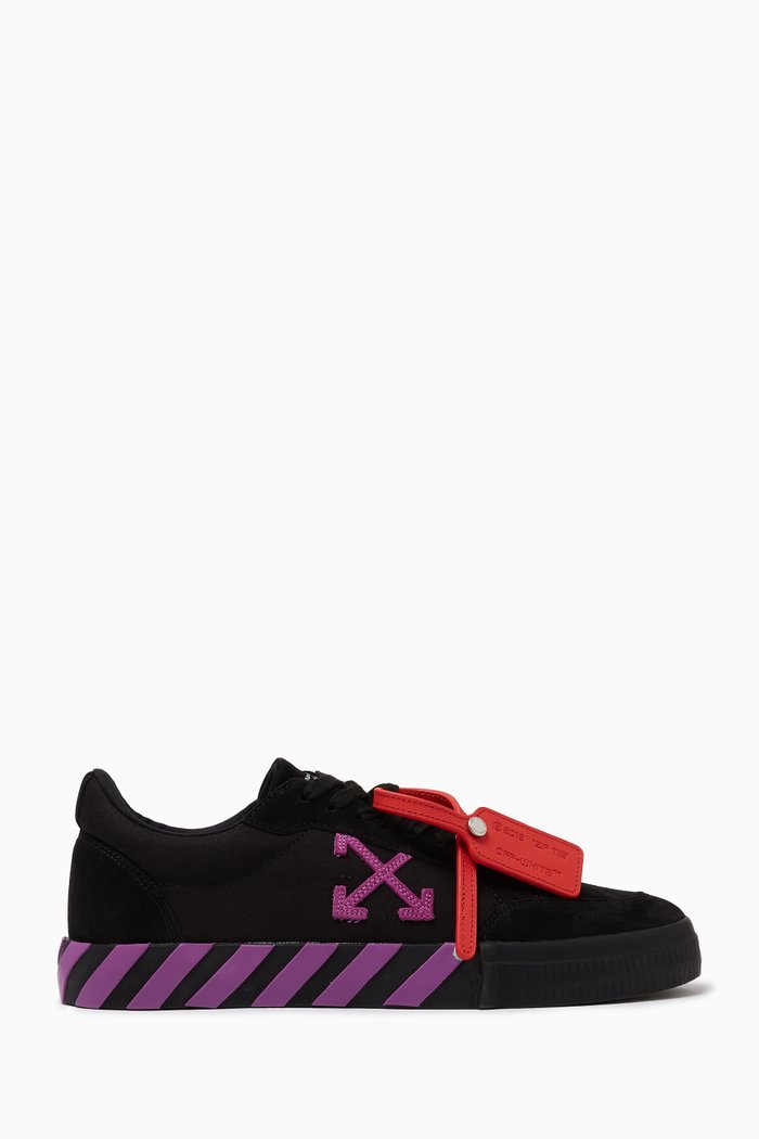 

Low Vulcanized Sneakers in Canvas, Black