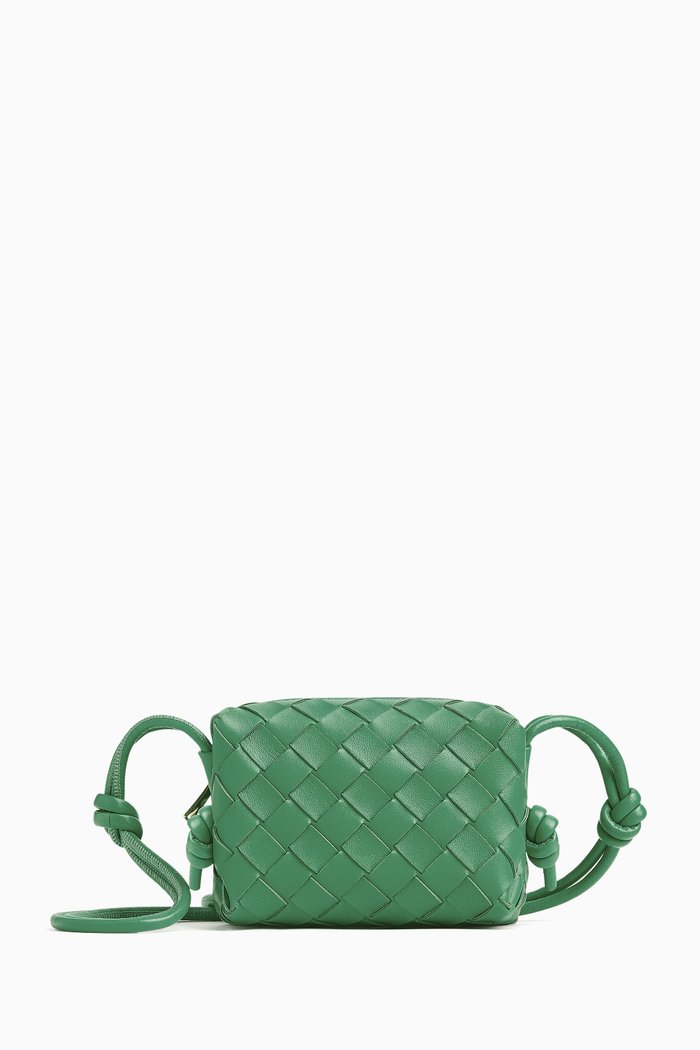 

Candy Loop Camera Bag in Intrecciato Leather, Green