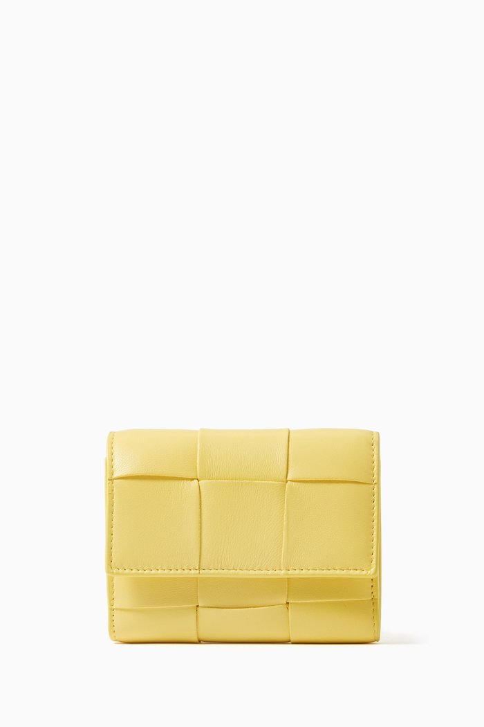 

Tri-fold Zip Wallet in Intrecciato Nappa, Yellow