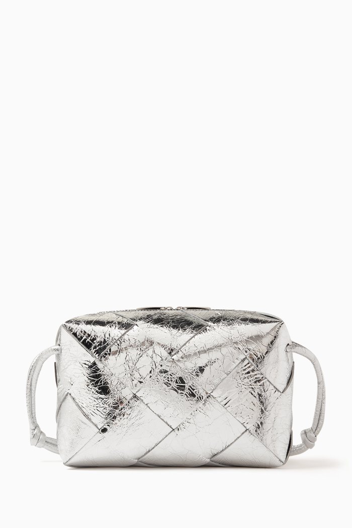 

Small Cassette Camera Bag in Intrecciato Laminated Leather, Silver