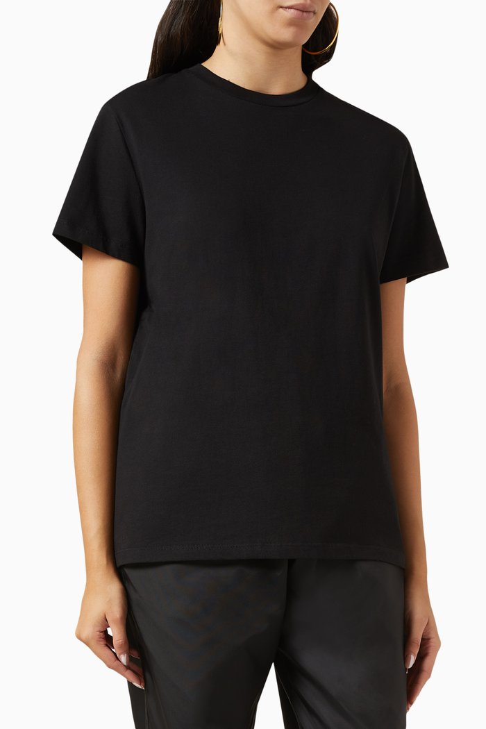 

Classic T-shirt, Black