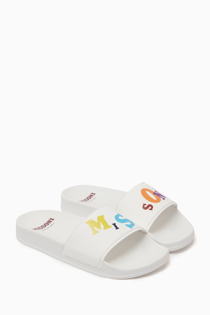 

Logo Slides in Rubber, White