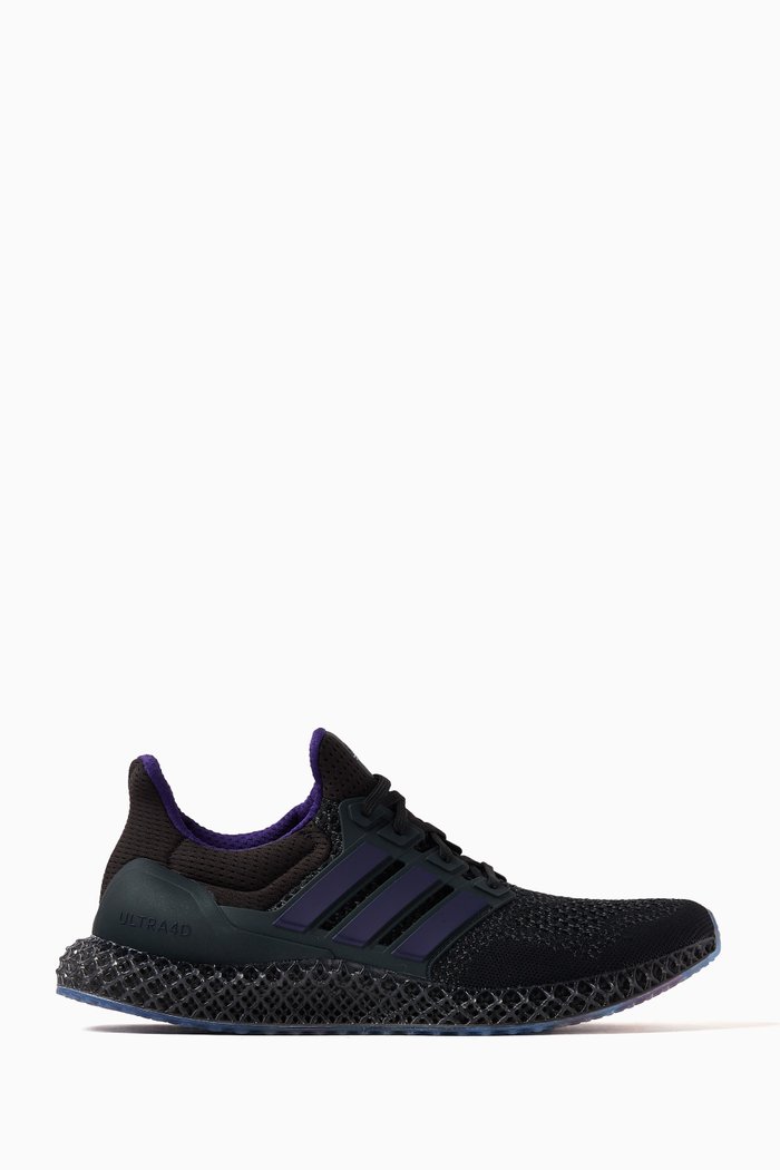 

Ultra 4D Sneakers in Primeknit, Black