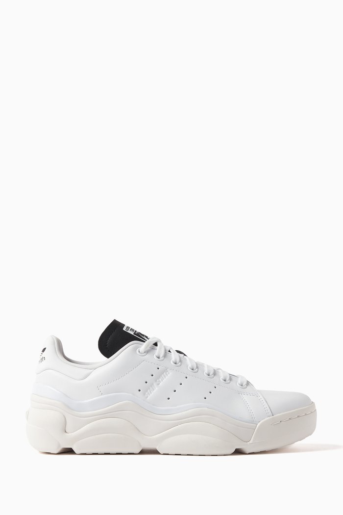 

x Stan Smith Millencon Sneakers in Leather, White