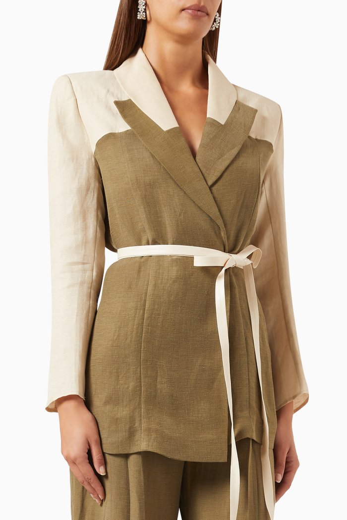 

Belted Blazer in Silk, Green