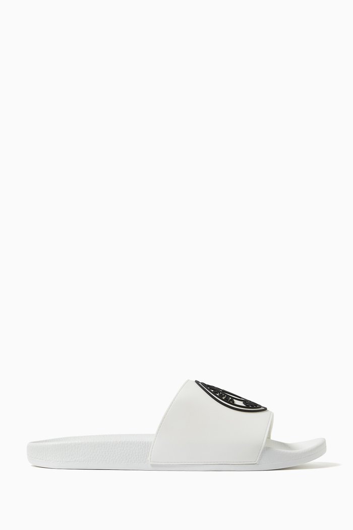 

Logo Slides in Rubber, White