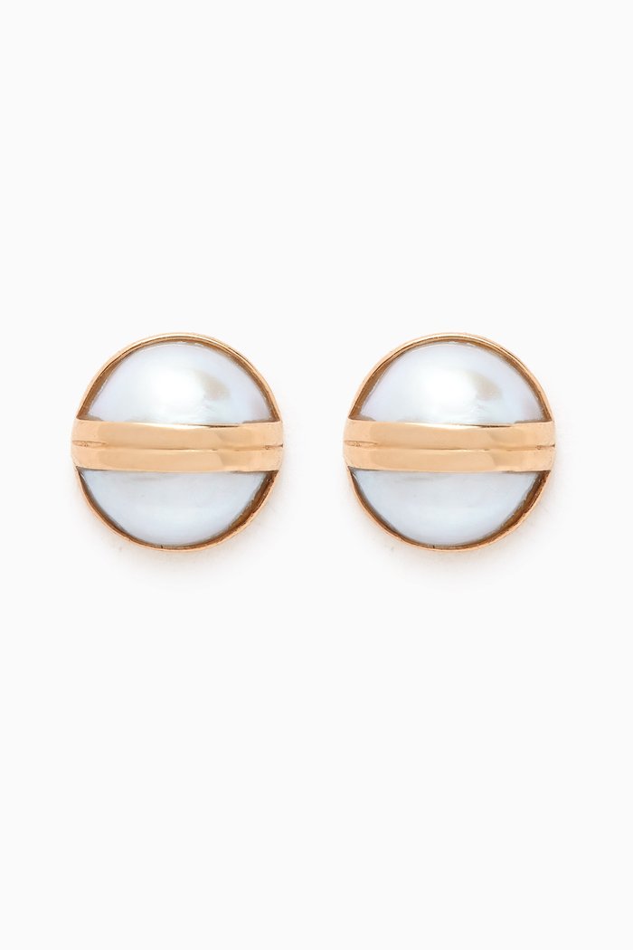 

Kiku Glow Sphere Pearl Stud Earrings in 18kt Gold, Yellow