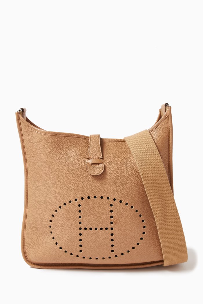 

Evelyn GM Shoulder Bag in Leather, Brown