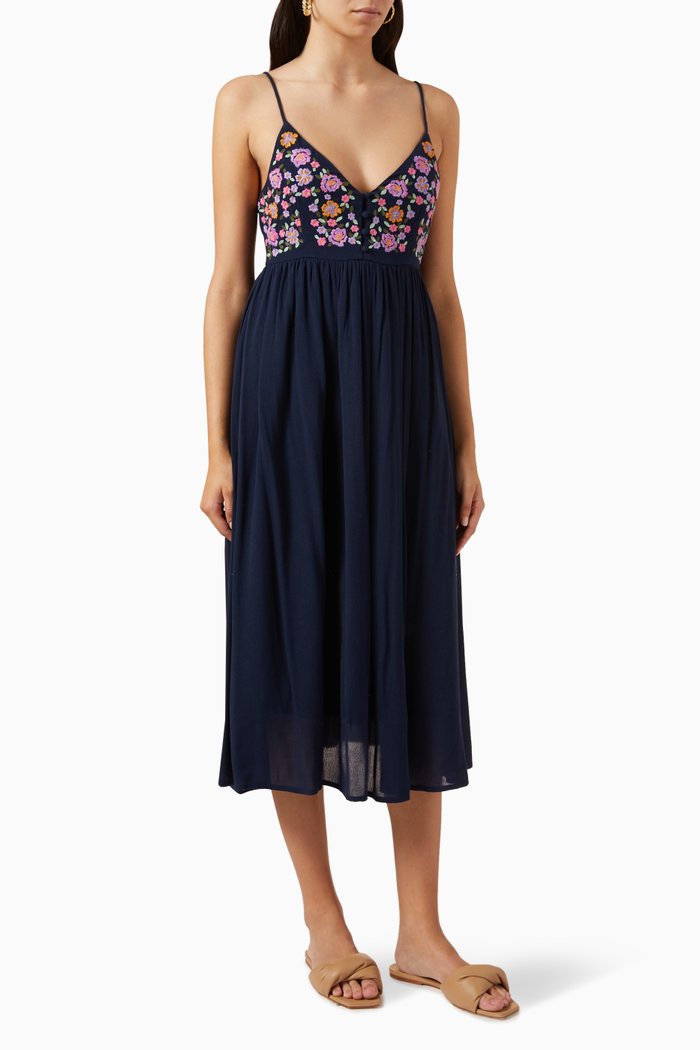 

Yasmichella Midi Dress in Viscose, Blue