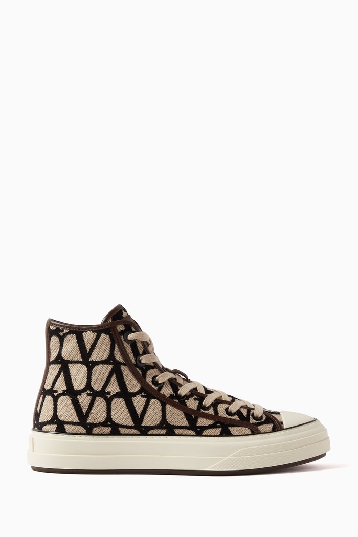 

Valentino Garavani Totaloop High-Top Sneaker in Toile Iconographe Fabric, Brown