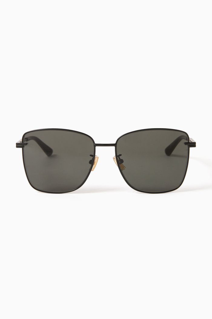 

Classic Square Sunglasses in Metal, Black