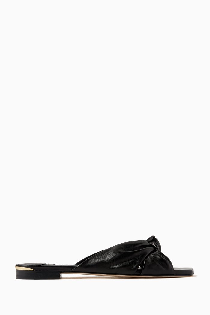 Avenue Flats in Nappa, Black