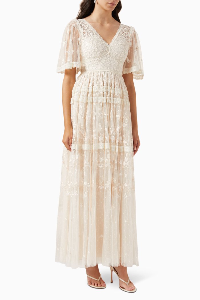 

Sweetheart Embroidered Gown in Lace & Tulle, Neutral