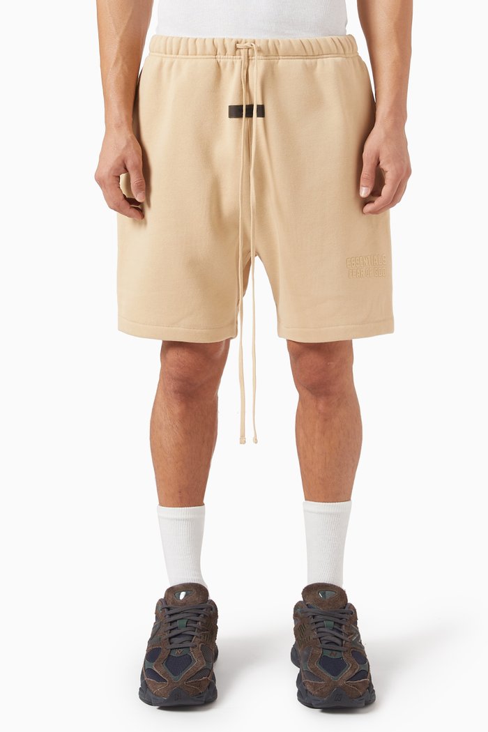 

Logo Sweatshorts in Core Fleece, Neutral
