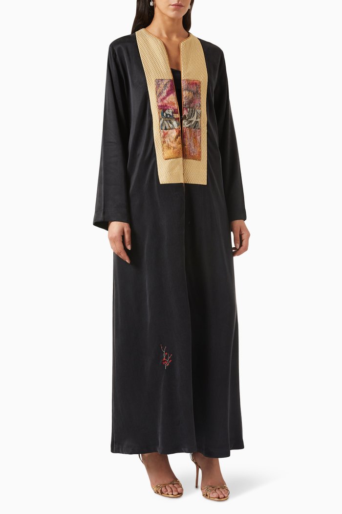 

Patterned Abaya in Silk, Black
