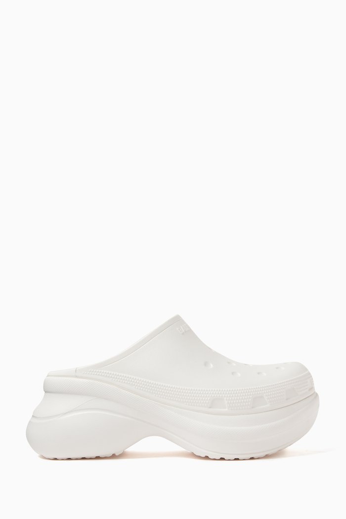 

x Crocs™ Closed Slides in Rubber, White