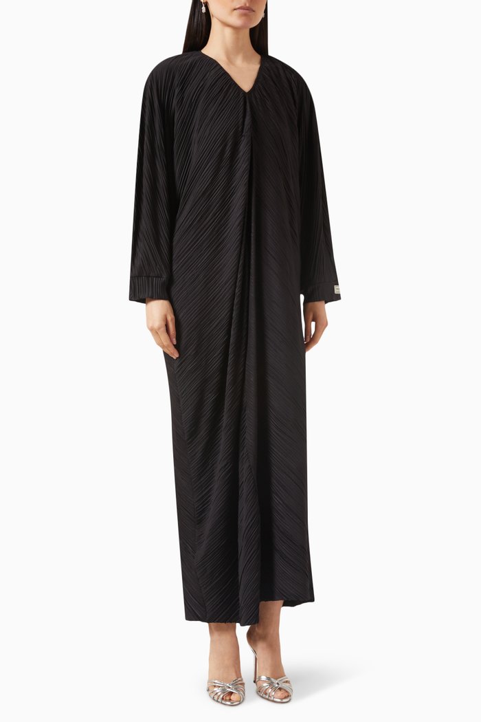 V-neck Maxi Abaya in PLISSE100©, Black
