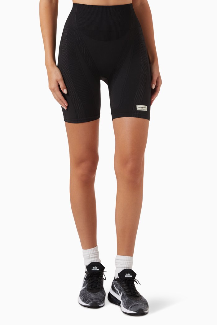 

Tonal Biker Shorts in SMLS100©, Black
