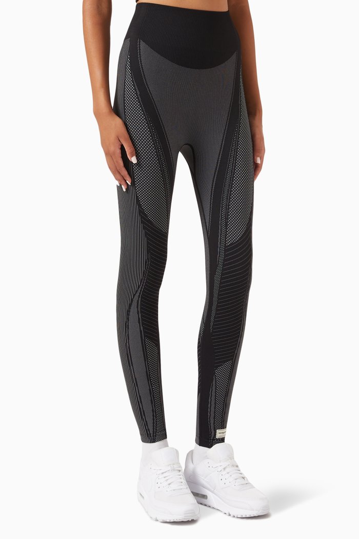 

Contrast 24" High-rise Leggings in SMLS100©, Black