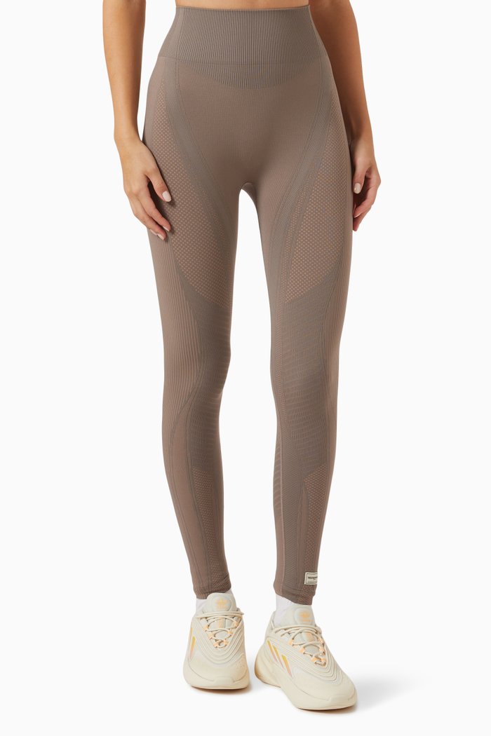 

Tonal 24" High-rise Leggings in SMLS100©, Neutral