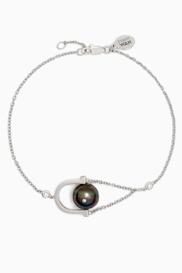 Entrelace Pearl & Diamond Bracelet in 18kt White Gold, Silver