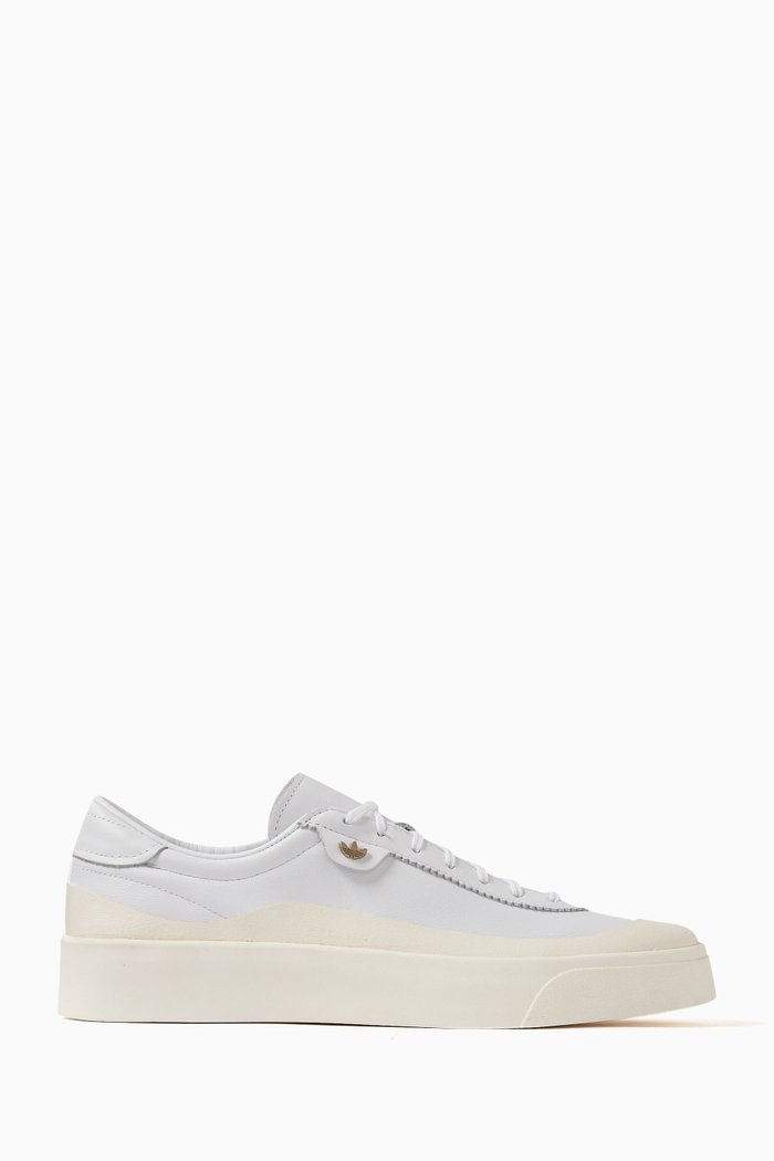 

Nucombe Low Top Sneakers in Leather, White