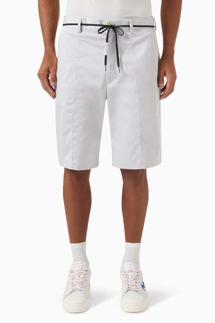 

Drawstring Chino Shorts in Cotton, White