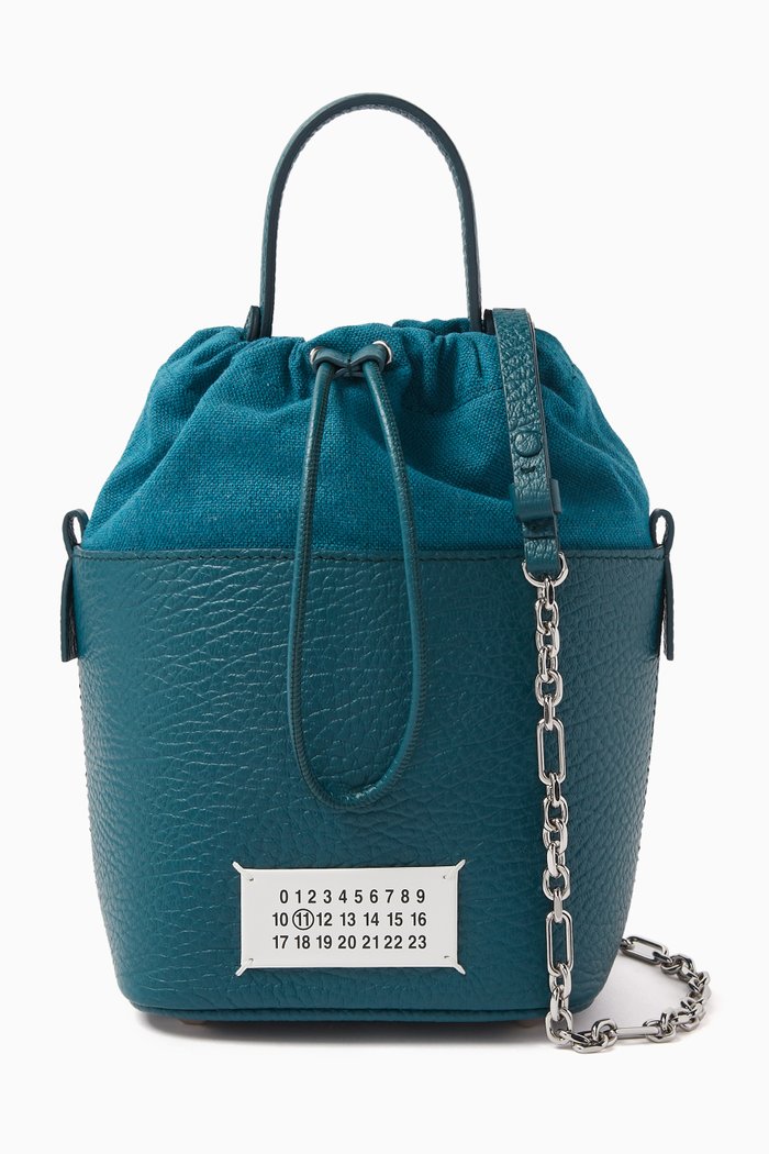 

5AC Shoulder Bag in Nappa Leather, Blue