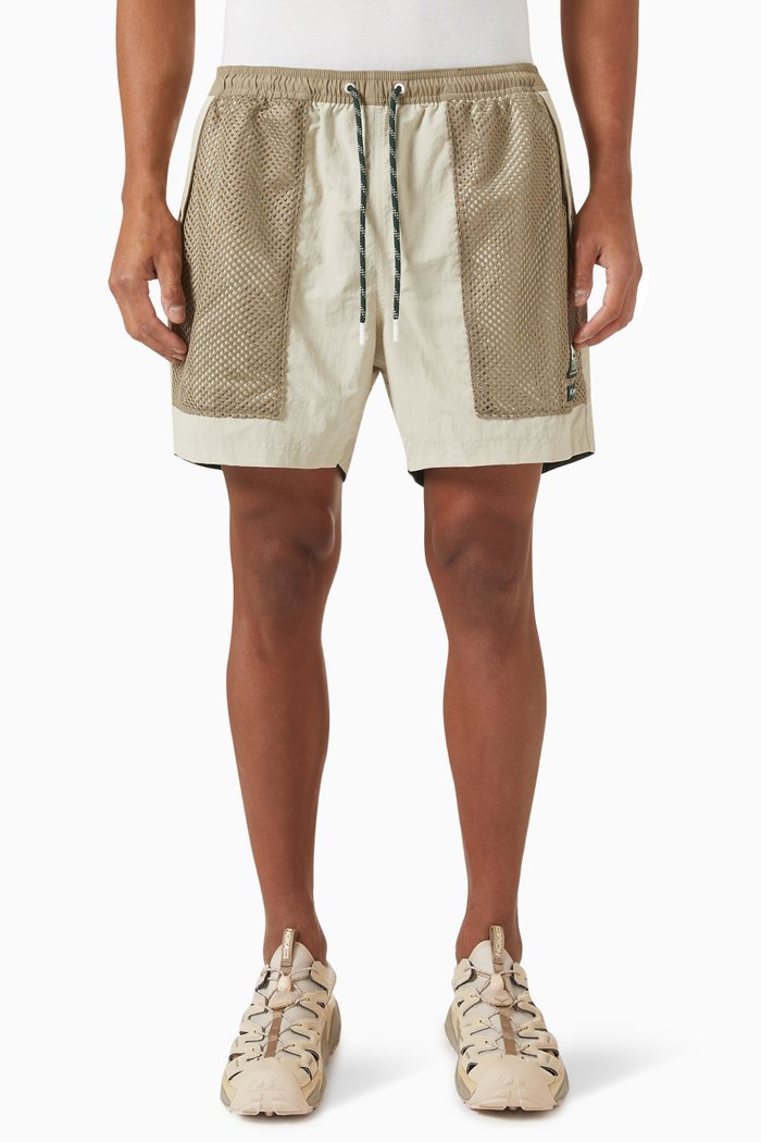 

x Columbia Deschutes Valley Reversible Shorts in Omni- Shield™ Fabric, Neutral