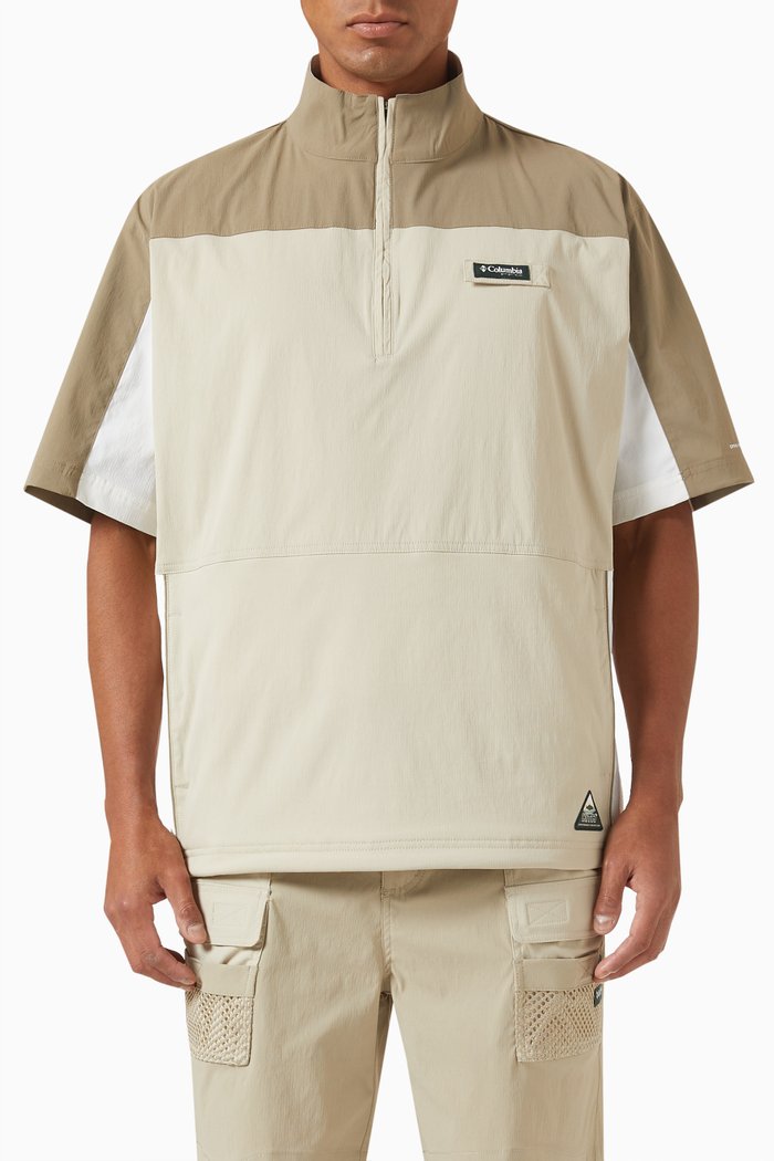 x Columbia Links Windshirt in Omni- Shield™ Fabric, Neutral