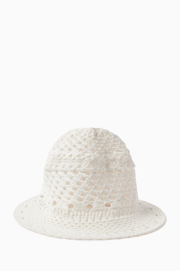 

The Bucket Hat in Crochet-knit, White