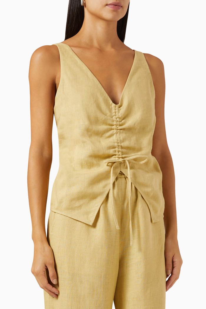 

Berdine Ruched Top in Linen, Neutral