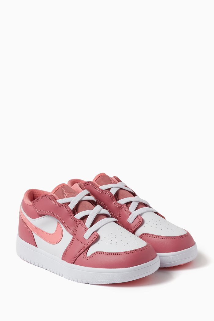 

Air Jordan 1 Low Alternate Sneakers in Leather, Pink