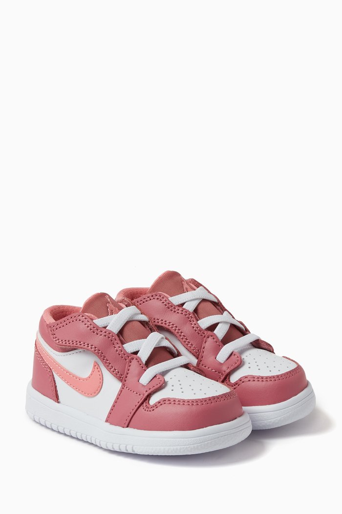 

Air Jordan 1 Low Alternate Sneakers in Leather, Pink