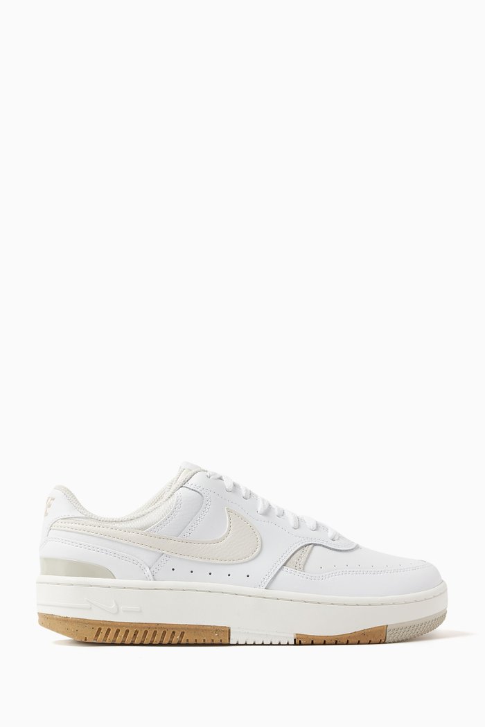 

Nike Gamma Force Sneakers in Leather, White