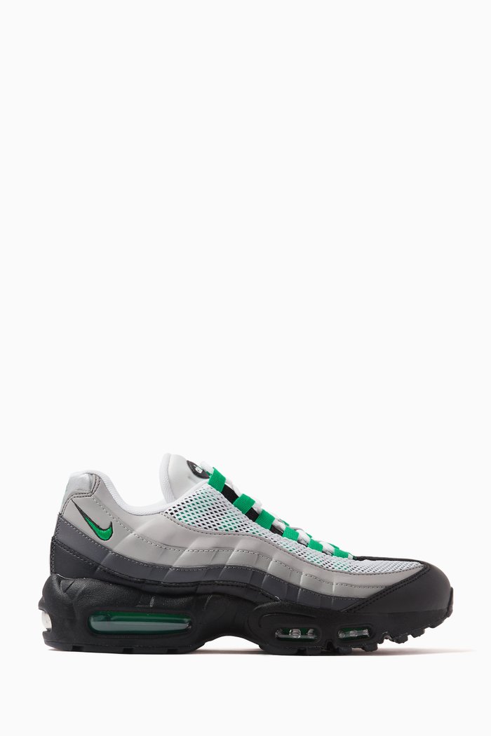 

Nike Air Max 95 NN Sneakers in Mixed Materials, Black