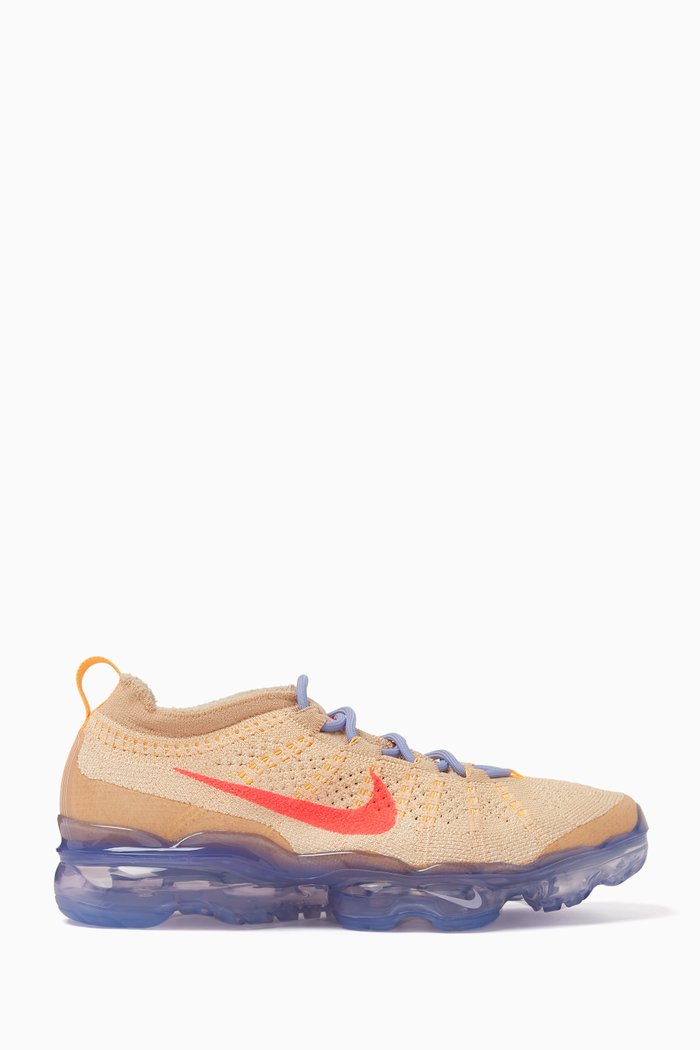

Air Vapormax 2023 in Flyknit, Neutral
