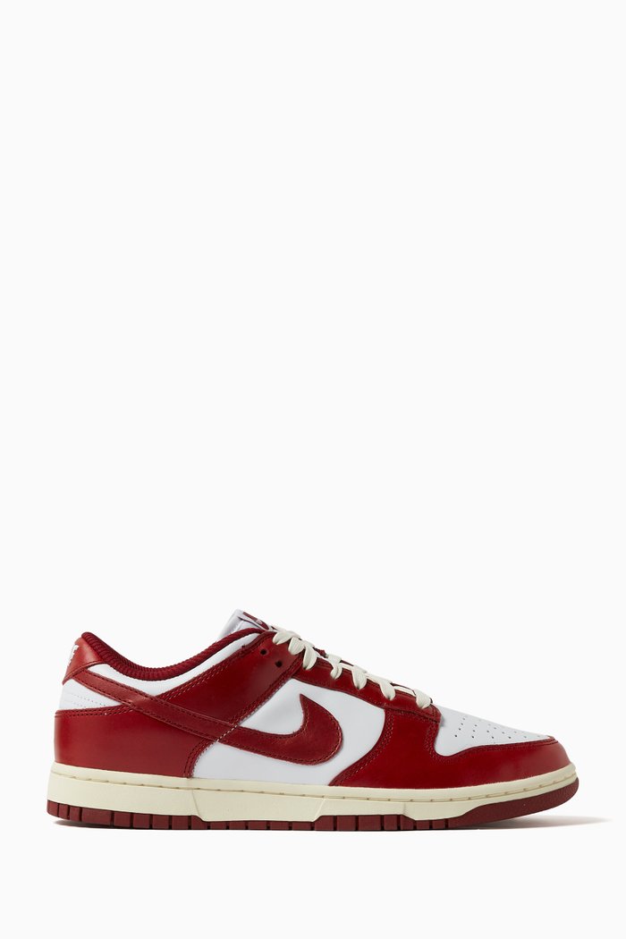 

Nike Dunk Low Premium Sneakers in Vintage Leather, Brown