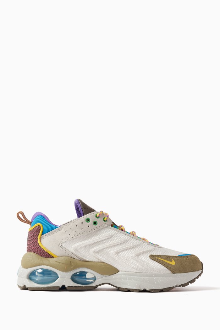 

Nike Air Max TW SE Sneakers in Mix Media, Multicolour