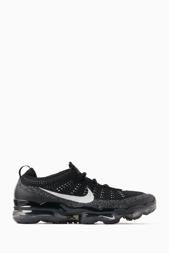 

Air Vapormax 2023 Sneakers in Flyknit, Black