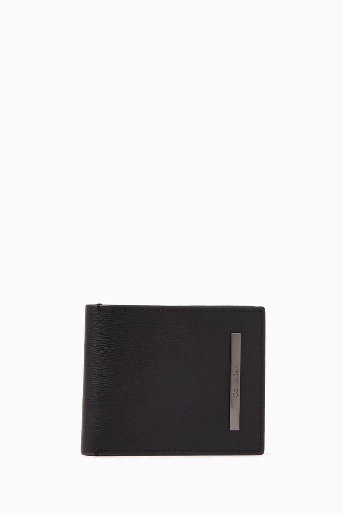 

Modern Metal Logo Bi-fold Wallet in Leather, Black