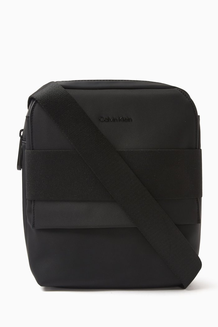 

Convertible Reporter Crossbody Bag in Recycled Materials, Black