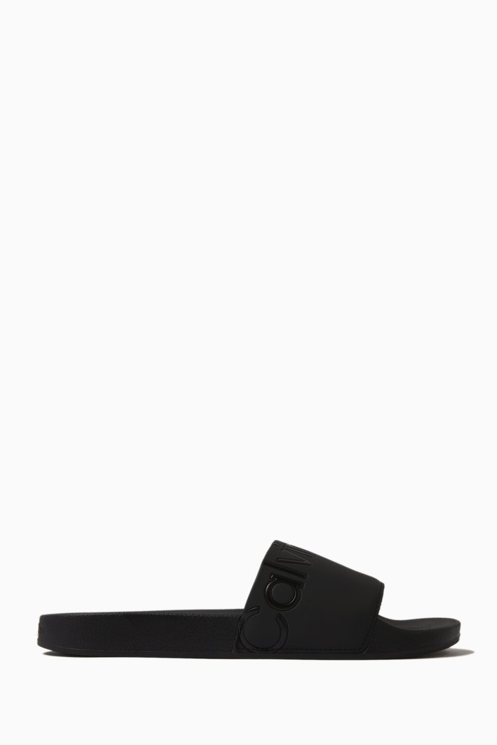 

Graphic Logo Slides in Faux-leather, Black