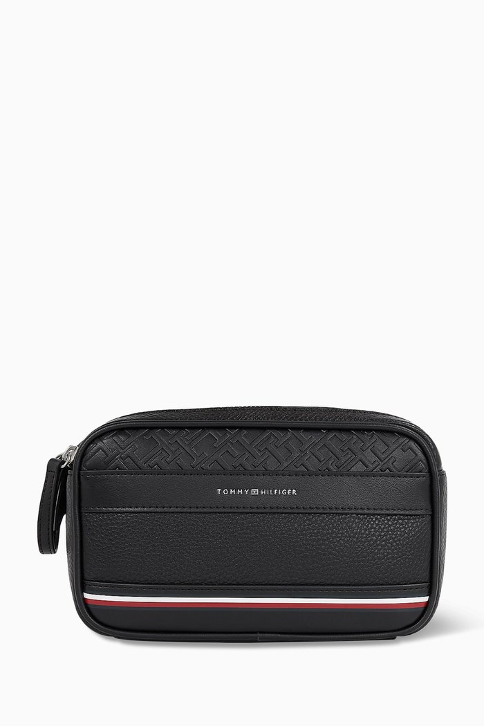 

TH Central Washbag in Faux Leather, Black