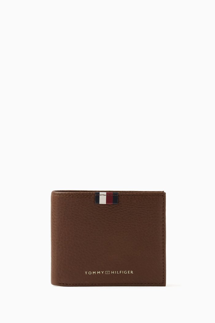 

TH Small Card Wallet in Premium Leather, Brown