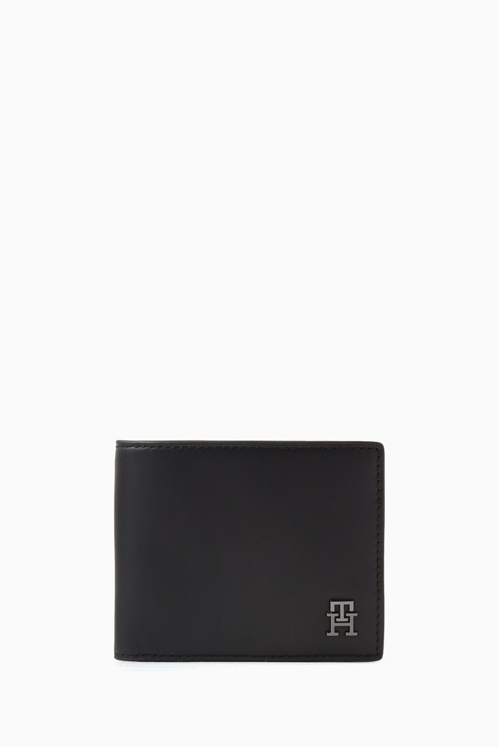 

TH Modern Small Card Wallet in Leather, Black