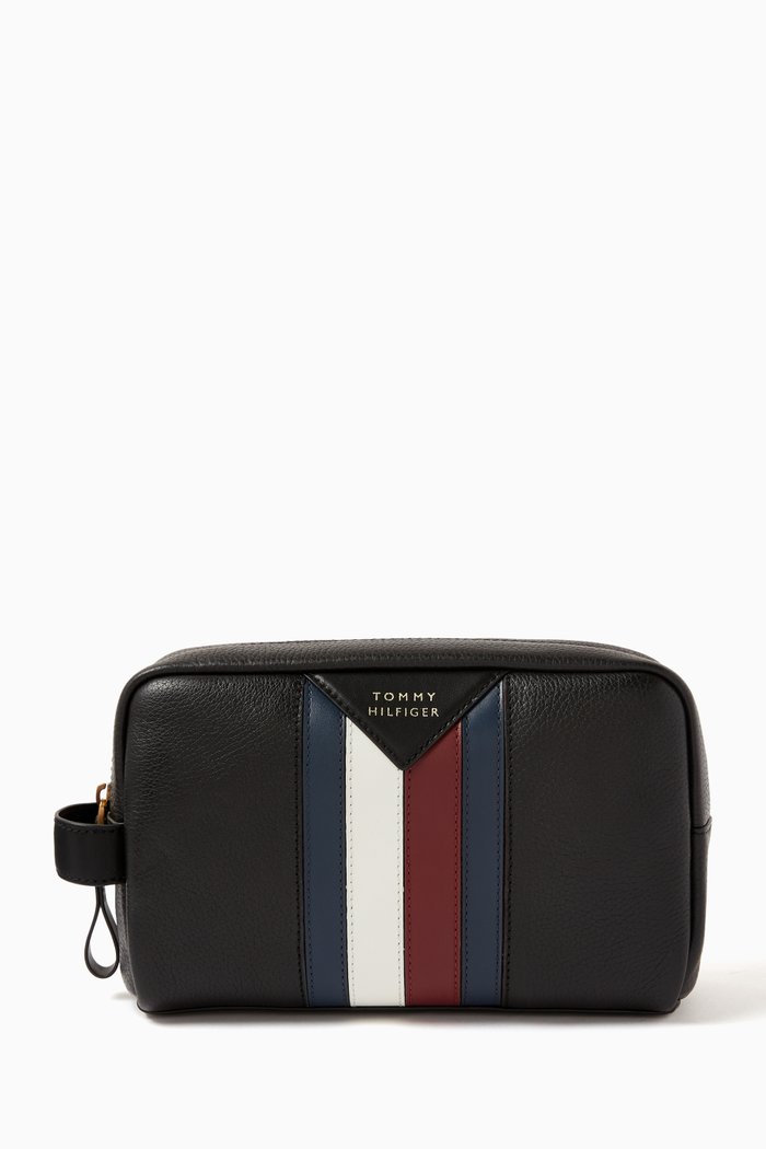 

Flag Wash Bag in Leather, Black