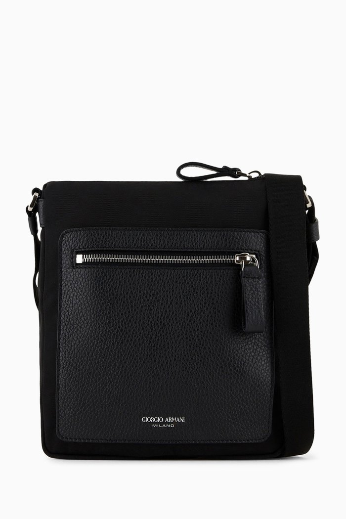 

Shoulder Bag in Nylon, Black